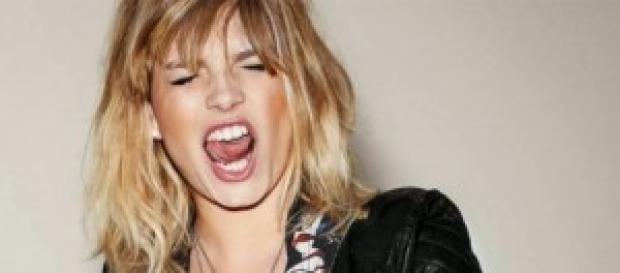 Emma Marrone risponde su Twitter a chi la accusa Emma Marrone risponde su Twitter a chi la accusa