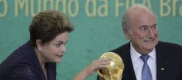 Brasil es la anfitriona de la Copa del Mundo 2014 Brasil es la anfitriona de la Copa del Mundo 2014
