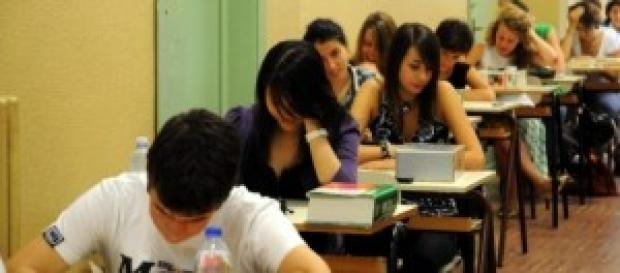 Esami di maturità, addio tesina Esami di maturità, addio tesina
