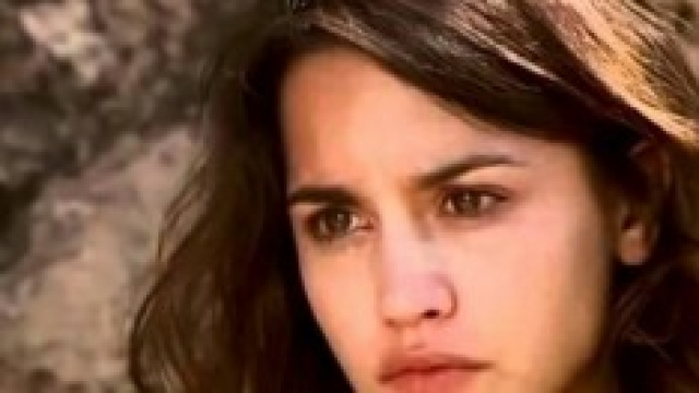 L'attrice Megan Montaner (Pepa)