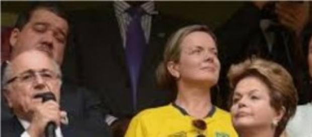Dilma Rousseff durante a abertura da Copa do Mundo Dilma Rousseff durante a abertura da Copa do Mundo