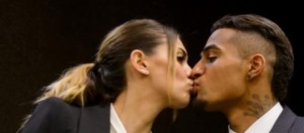 Melissa Satta difende il suo amore con Boateng Melissa Satta difende il suo amore con Boateng