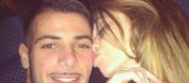 Uomini e Donne: Aldo e Alessia a Parigi in vacanza Uomini e Donne: Aldo e Alessia a Parigi in vacanza