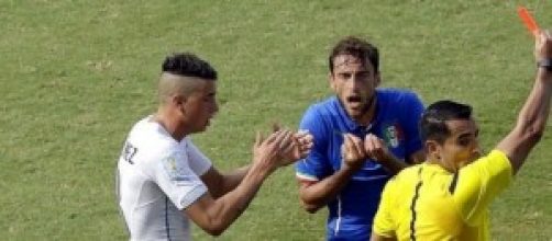 Marchisio espulso dall'arbitro, Italia-Uruguay