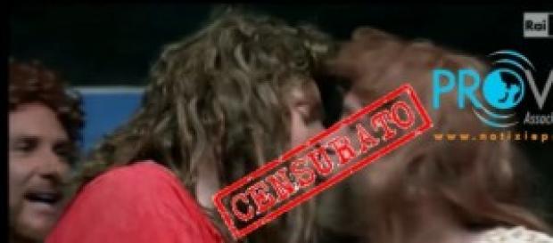 Per Rai 2 Gesù è gay: parte la denuncia Per Rai 2 Gesù è gay: parte la denuncia