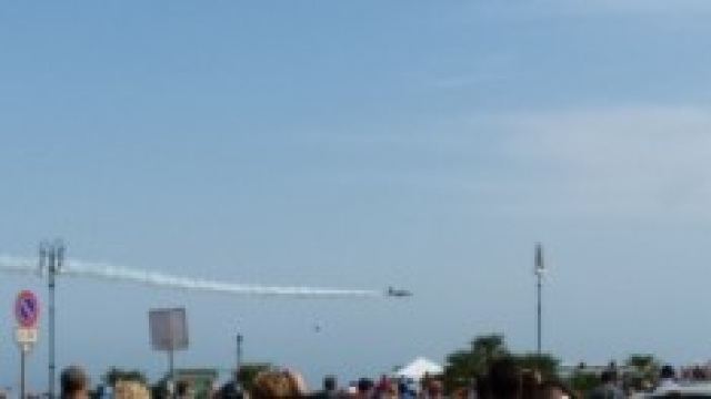 Ufo ad Ostia durante l'Air Show.