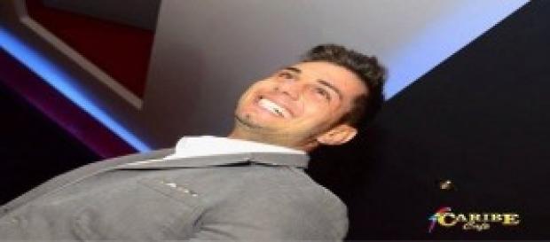 Emanuele e Mia, c'è qualcosa tra i due? Emanuele e Mia, c'è qualcosa tra i due?