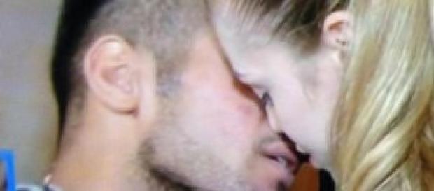Uomini e donne, gossip: Aldo e Alessia rifiuto Uomini e donne, gossip: Aldo e Alessia rifiuto