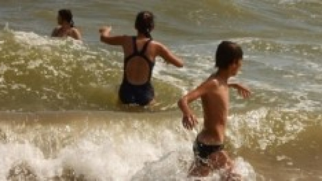 Bambini al mare: protezione della pelle dal sole
