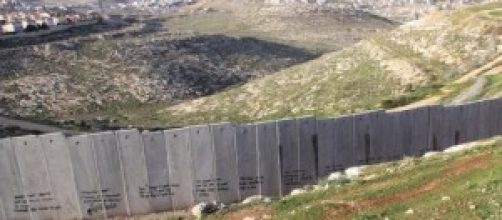 The Israeli West-Bank barrier near Ramallah 