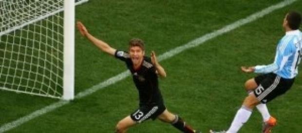 Muller celebra un gol en la pasada copa mundial. Muller celebra un gol en la pasada copa mundial.