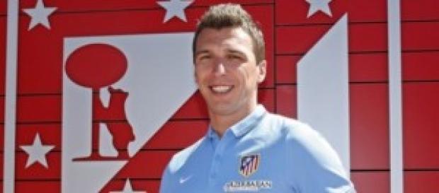 Mario Mandzukic en su presentación Mario Mandzukic en su presentación