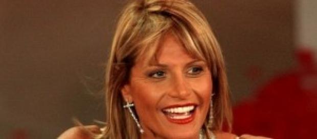 Simona Ventura passa a La 7 e conduce Miss Italia Simona Ventura passa a La 7 e conduce Miss Italia