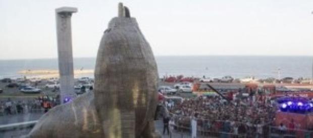 Lobo Marino, una obra de la artista Marta Minujín Lobo Marino, una obra de la artista Marta Minujín