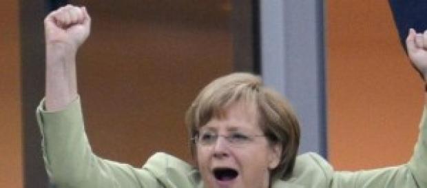 Chanceler Merkel celebrando a vitória Chanceler Merkel celebrando a vitória