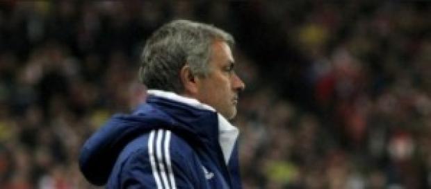 Jose Mourinho is going for his third English title Jose Mourinho is going for his third English title
