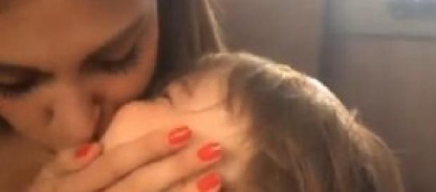 Belen e Santiago criticati su Instagram Belen e Santiago criticati su Instagram