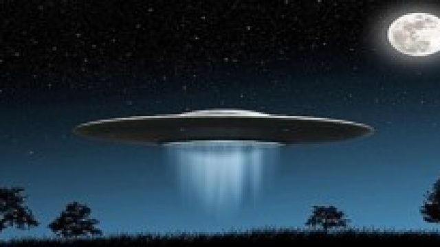 Non &egrave; un Ufo quella sfera luminosa che vediamo