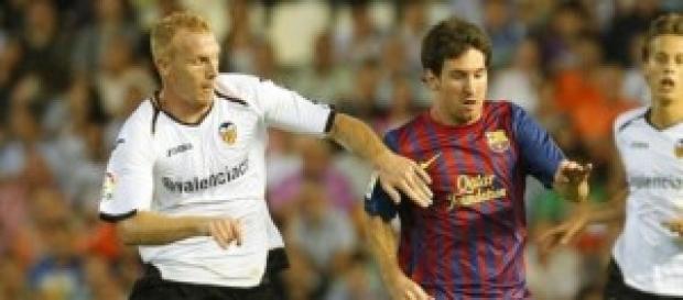 Mathieu en un partido frente al FC Barcelona Mathieu en un partido frente al FC Barcelona