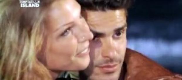 Replica Temptation Island: Cristian e Tara in love Replica Temptation Island: Cristian e Tara in love
