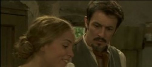 Alfonso tradisce Emilia con Adolfina