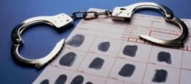 Arrestati camorristi a Napoli Arrestati camorristi a Napoli
