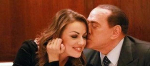Tra Silvio Berlusconi e Francesca Pascale è addio. Tra Silvio Berlusconi e Francesca Pascale è addio.
