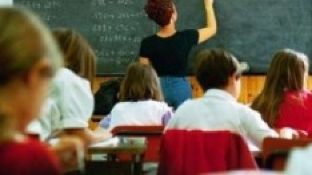Miur, posti liberi ed esuberi di tutte le scuole