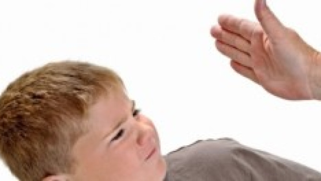 Educazione: le sculacciate e gli effetti negativi