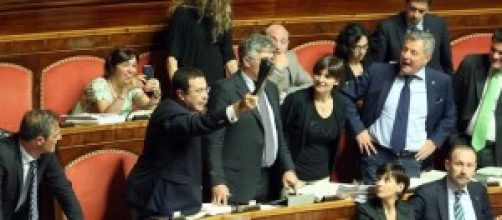Caos in Senato, il governo Renzi reggerà?