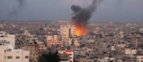 Gaza, 5 cannonate contro scuola.
