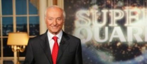 Piero Angela, conduttore di Superquark Piero Angela, conduttore di Superquark