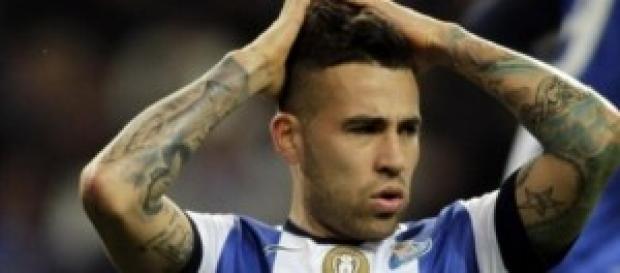 Otamendi es del Valencia CF Otamendi es del Valencia CF