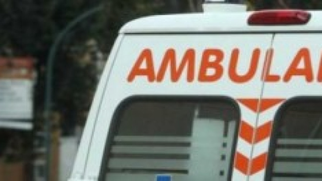 Muoiono in quattro in un incidenze stradale.