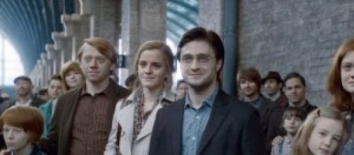 Harry Potter, Hermione y Ron adultos en el epílogo