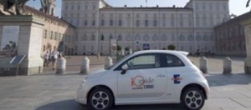 La Fiat 500 elettrica del car sharing di Torino