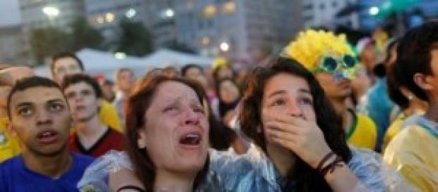Brasil llora la derrota. Foto: larepublica.ec Brasil llora la derrota. Foto: larepublica.ec
