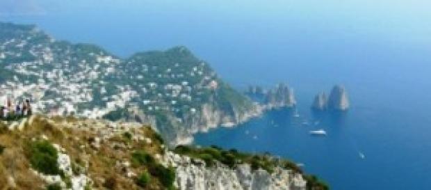 Capri, vista dei Faraglioni Capri, vista dei Faraglioni