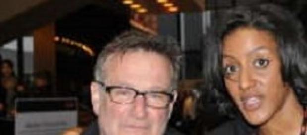 Robin Williams con Sarah Jones Robin Williams con Sarah Jones