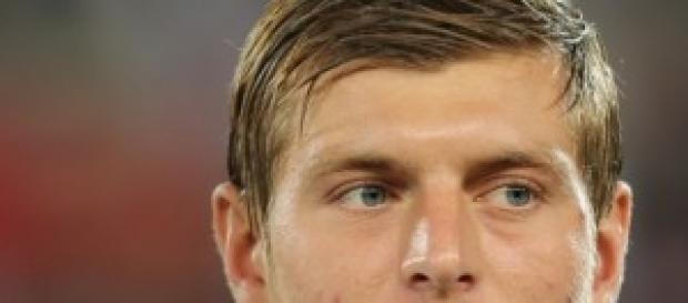 Kroos, una de las joyas del nuevo Madrid Kroos, una de las joyas del nuevo Madrid