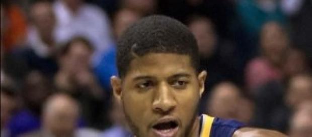 Paul George jugador que se ha lesioando. Paul George jugador que se ha lesioando.