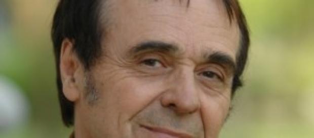 Il Cantautore Umberto Napolitano Il Cantautore Umberto Napolitano