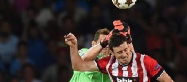 Aritz Aduriz, autor de dos goles Aritz Aduriz, autor de dos goles