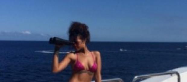 Una delle foto postate da Rihanna Una delle foto postate da Rihanna