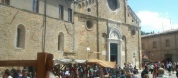 Volterra durante la rievocazione medievale Volterra durante la rievocazione medievale