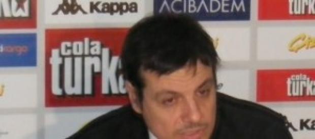 El seleccionador de Turquía. El seleccionador de Turquía.