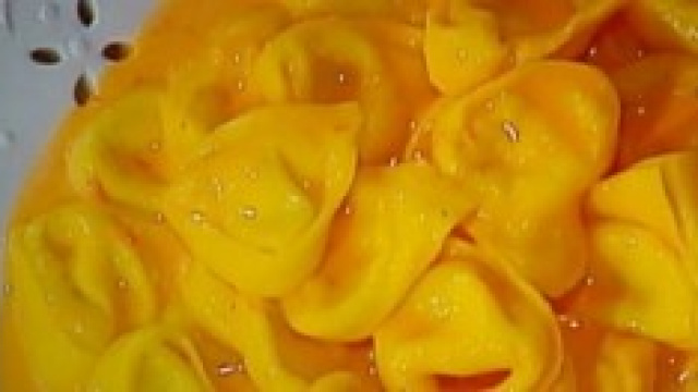Tortelloni burro e oro di Spisni
