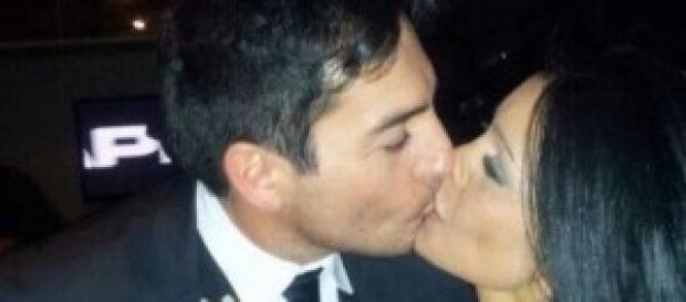 Guido lascia Francesca e torna a Uomini e donne. Guido lascia Francesca e torna a Uomini e donne.