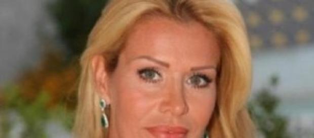Claudia Montanarini arrestata per corruzione Claudia Montanarini arrestata per corruzione