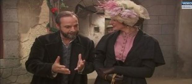 Raimundo insieme a donna Agueda Raimundo insieme a donna Agueda